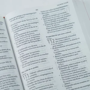 biblia letra grande tamaño manual – rvr 1960 tapa dura rosa flores