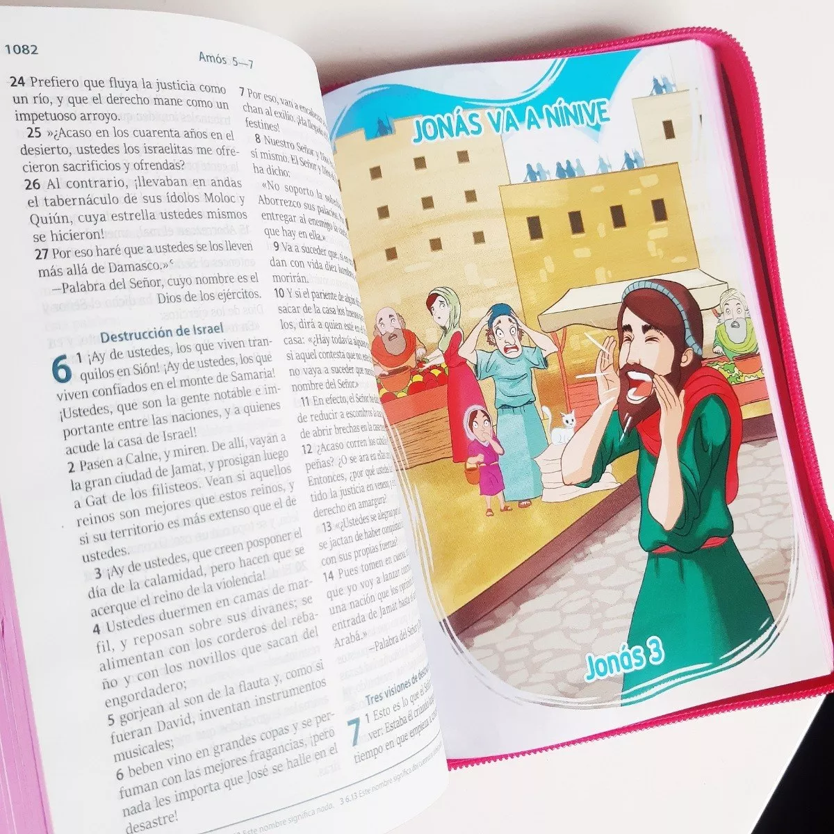 Biblia Valientes Niños Fuscia Cierre RVC - Image 2